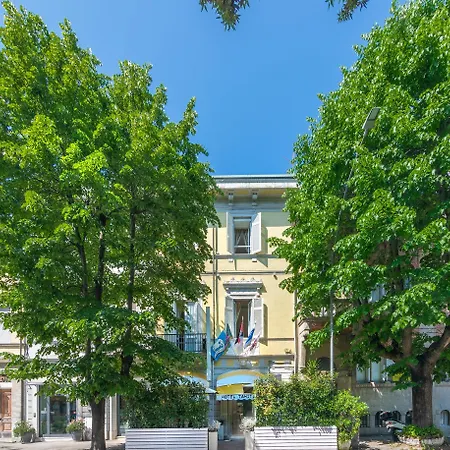 Hotel Tahiti Viareggio