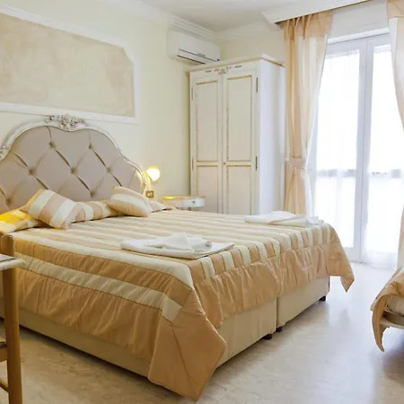 Tahiti Hotel Viareggio