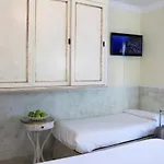Tahiti Hotel