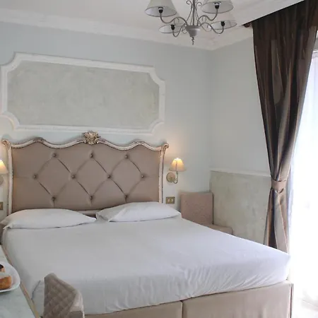 Otel Tahiti Viareggio