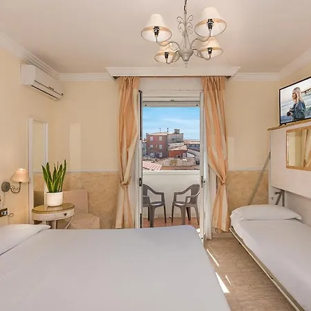 Tahiti Hotel 3*