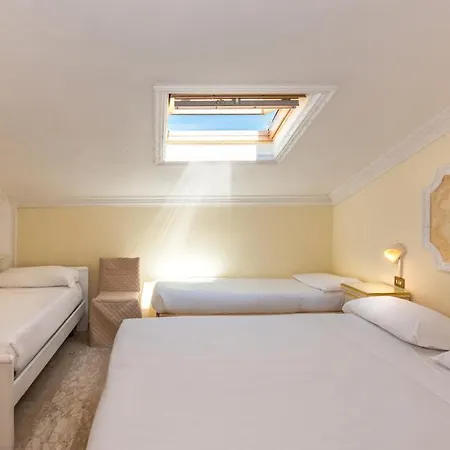 Tahiti Otel Viareggio