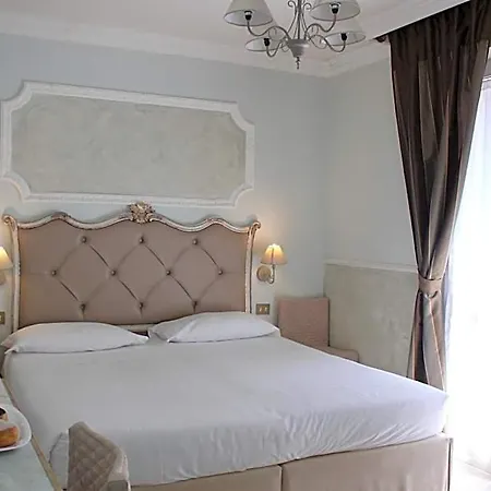 Tahiti Hotel Viareggio