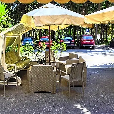 Tahiti Hotel Viareggio