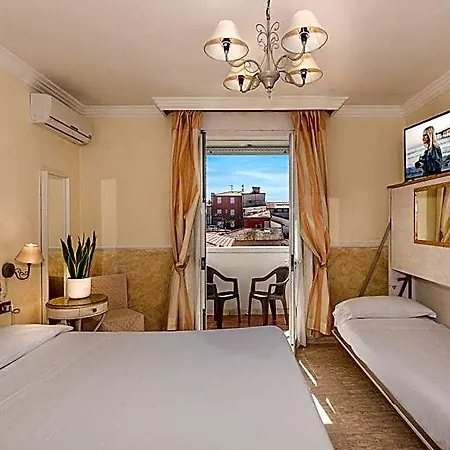 Tahiti Hotel Viareggio