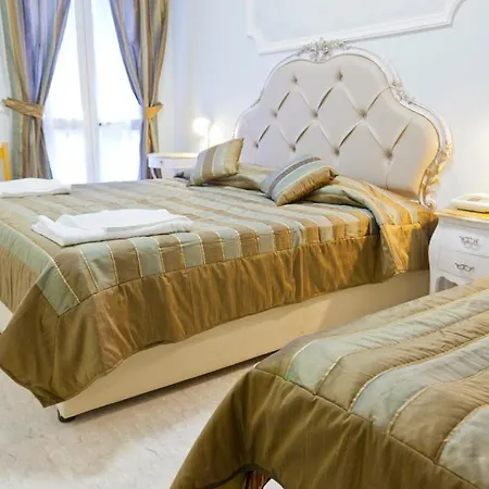 Tahiti 3* Viareggio