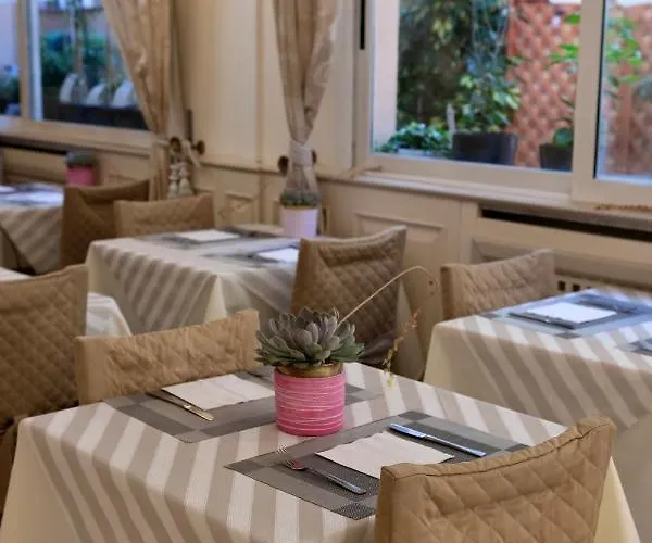 Tahiti Hotel Viareggio